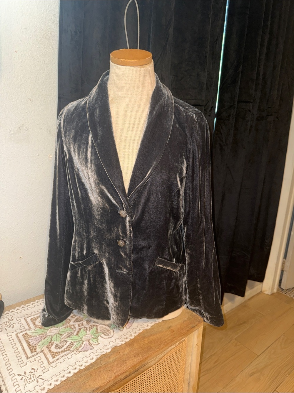 Sundance Grey Velvet Button-Front Blazer Jacket - Black